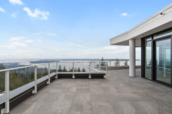 PH#1100 - 3963 Uplands Way